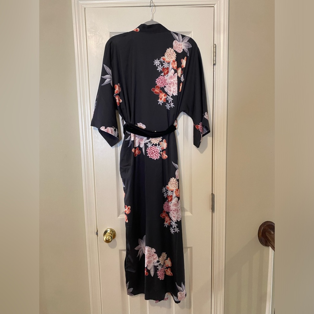 BABEYOND Kimono Robe Cover NWT - Picture 7 of 9